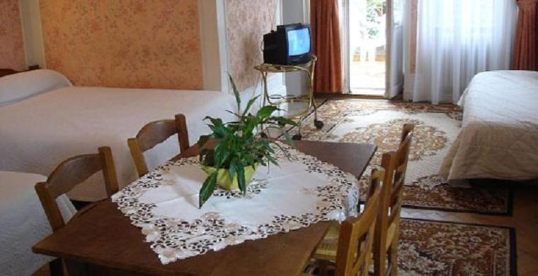 Hotel De France Монбельяр Экстерьер фото
